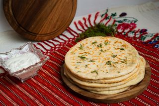 Placinta cu branza si marar