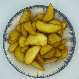 Kriške krompira sa korom