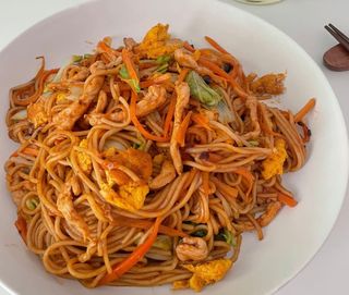 89A.Spaghetti(noodles) con verdure e pollo鸡肉炒面