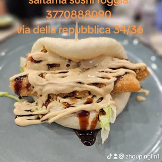 guan bao gamberi  griglia insalata salsa