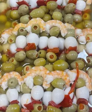 Brocheta De Huevo Y Boquerón 100 G