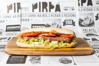 Roštiljska kobasica sa sirom