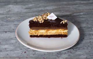 სნიკერსი