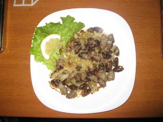 Пилешки сърца с лук (350г)