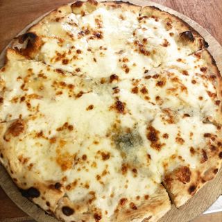 Quattro formaggi - bianca