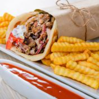 3x mali pileći gyros + 3x slatka palačinka + Pepsi 2l