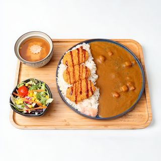 33. Combo korokke curry