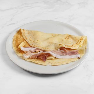 Crêpe galette DOP con speck e brie