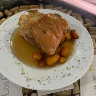 Codillo Asado En Su Jugo