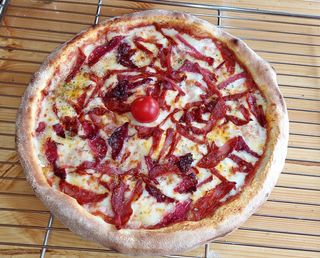 მიქსი პეპერონის და სალიამის 8 ნაჭრიანი