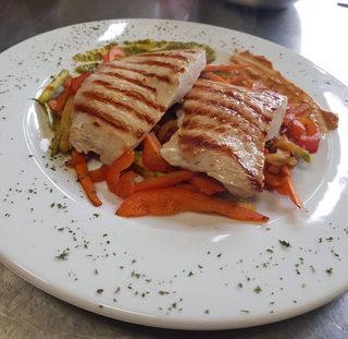 Dimljena ćuretina s mlincima