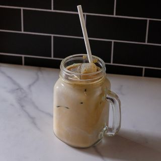 Iced Chai Latte 