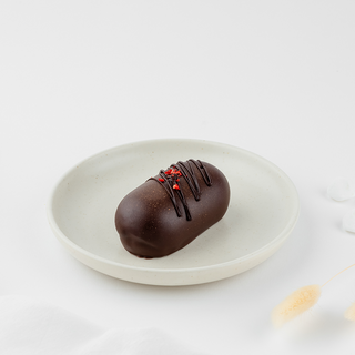 Brânzică glazurată cu dulceață naturală de zmeură și pastă de nuci