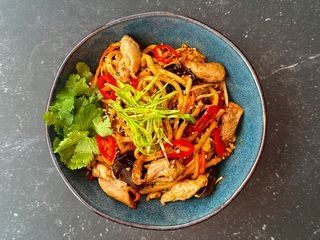 Удон спайсі з куркою (320g)