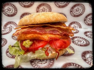 Jimmy "u pollu" menù