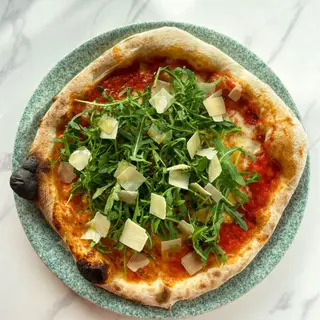 Pizza de Rucúla y Grana