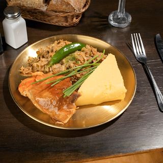 Pulpă dezosată de curcan, marinată la cuptor