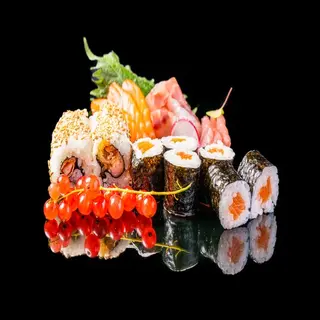 B8. MAKI SASHIMI