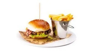 Burger Pol + piće po izboru