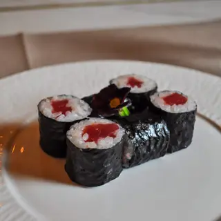 Hosomaki tekka
