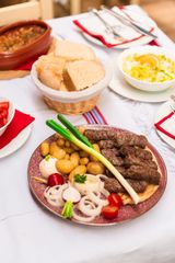 Naši ćevapi na kajmaku velika porcija