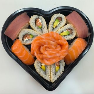 Corazón De Himi Sushi 11 Piezas