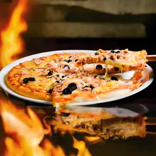 Pizza Tonno
