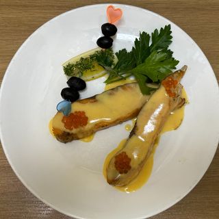 Семга жареная в сливочно- икорном соусе