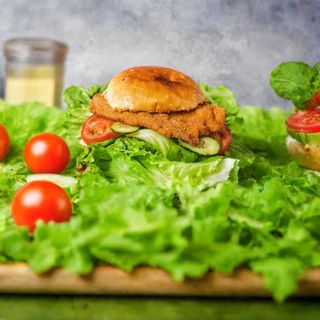 Pohovano belo meso 250 gr u lepinji