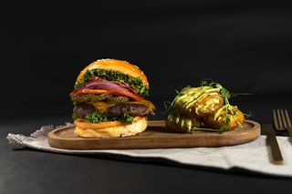 Hofmande beef burger menu si suc la alegere