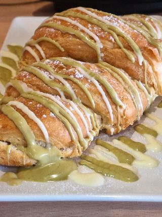 Croissant Con Pistacho