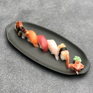 47) Nigiri moriawase (5 uds.)