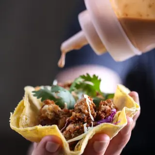 'PUROS TACOS'
