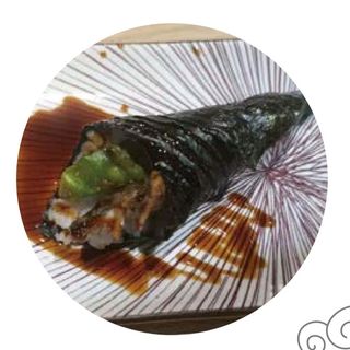 140. Temaki de anguila