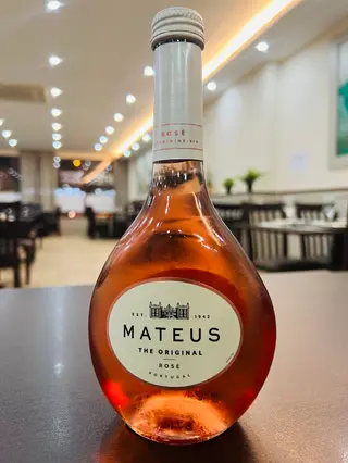 MATEUS ROSE  