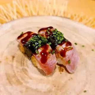 Nigiri Atún Flameado