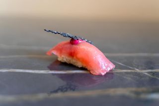 Tonno, lampone e scalogno