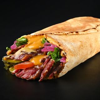 Шаурма з яловичим пастрамі (320г)