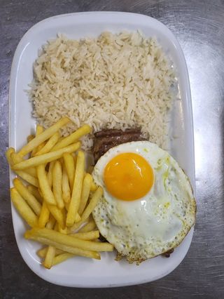 Bitoque com Carne de Vaca (Bife da Alcatra)