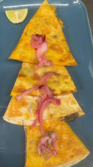 Sincronizada Cochinita