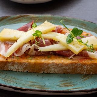 Tosta Jamón Ibérico / Iberian Ham Toast