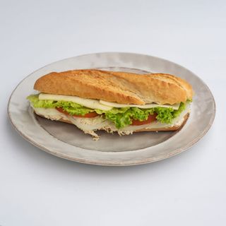 Bocadillo de pollo plus