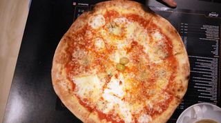 Pizza Quattro formaggi