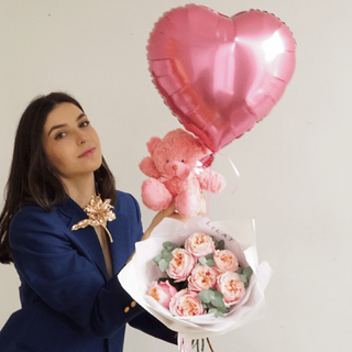 Bouquet + teddy + ballon