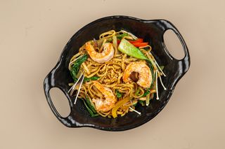 ЖАРЕНЫЙ УДОН С КРЕВЕТКАМИ 