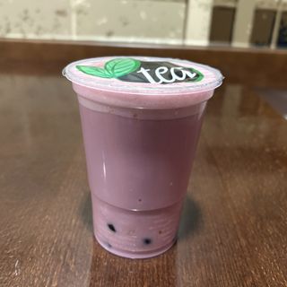 B8. Té Con Leche Y Arándanos