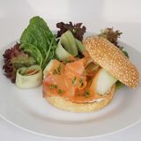 Bagel, Saumon Fumé, Cream Cheese, Concombre