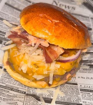 Burger Lion Gourmet