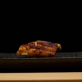 Nigiri de Anguila Kabayaki (1 unidad)