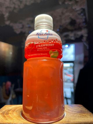 Napój MOGU MOGU truskawka 250ml